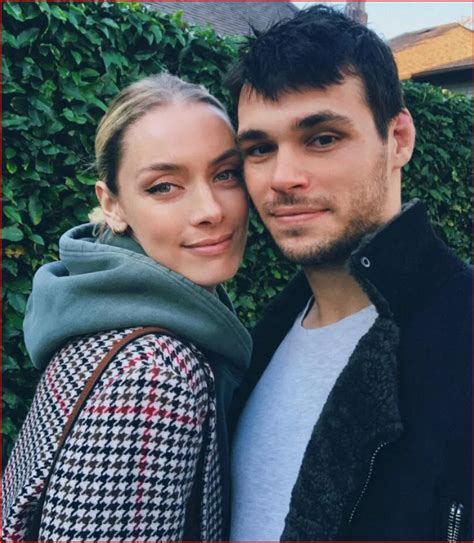 alexandre robicquet rachel skarsten.